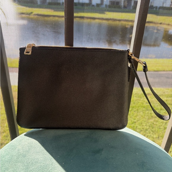 NWOT Coach Black XL Wristlet with Gold Accents - Picture 4 of 6